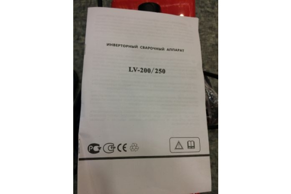 Фото 9 - Сварочный инвертор Edon LV 200