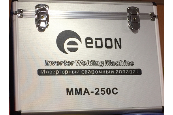 Фото 3 - Сварочный инвертор Edon MMA 250C кейс