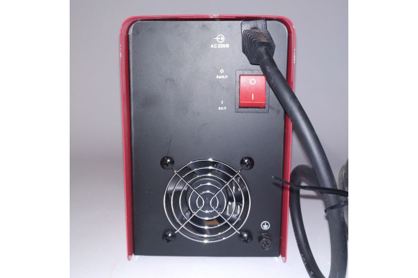 Фото 8 - Сварочный инвертор Edon TB-250B