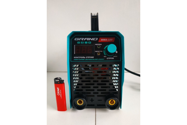 Фото 3 - Сварочный инвертор Grand MMA-320 (LCD-дисплей)