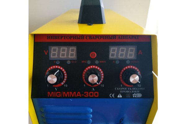 Фото 4 - Сварочный полуавтомат Гром MIG/MMA-300