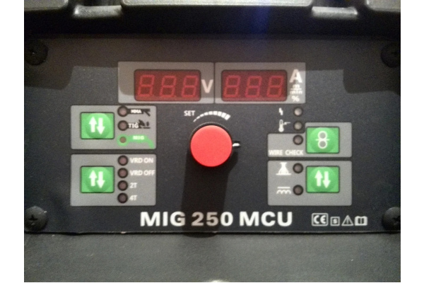 Фото 3 - Сварочный полуавтомат Спика MIG-250 MCU