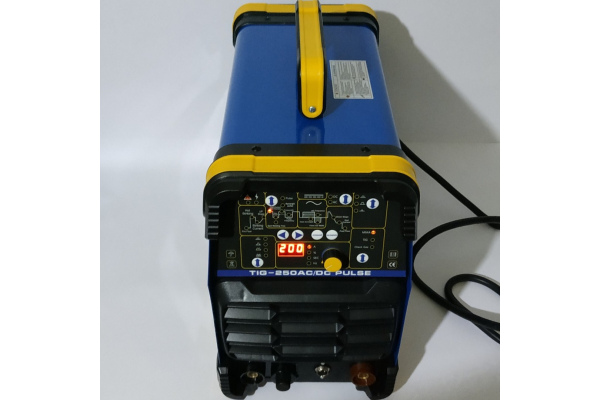 Фото 10 - Аргонная сварка Искра Профи COBALT TIG-250 AC/DC Pulse